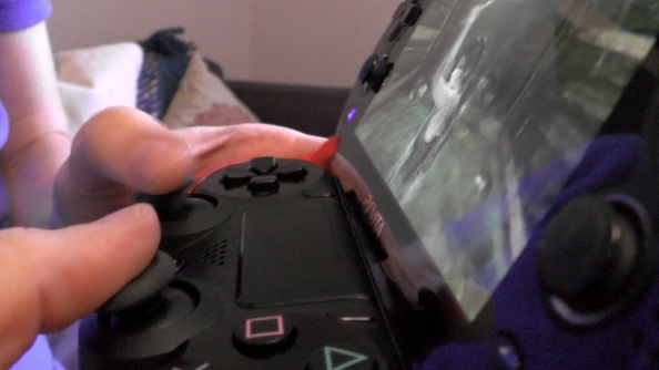 PS Vita hack: make a portable PS4!